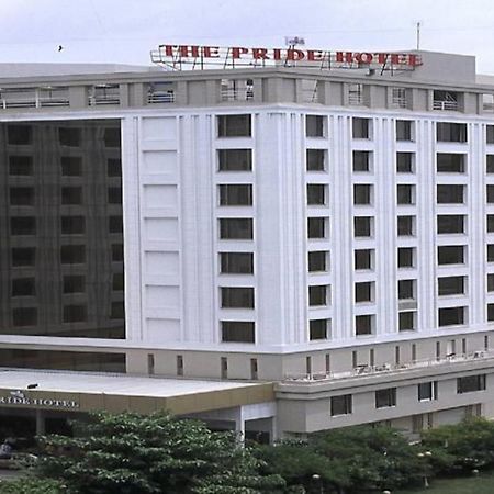 Pride Plaza Hotel, Ahmadabad Zewnętrze zdjęcie